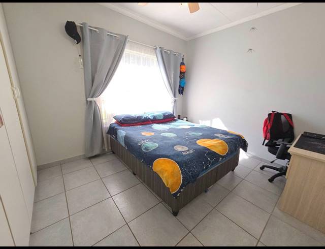 3 bed property to rent in VILLIERIA